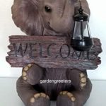 Gardengreetersllc SOLAR ELEPHANT WITH WELCOME SIGN STATUE