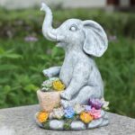 HIDNMSTAT Elephant Statue for Garden Decor with Succulent and 7 LED Lights – Lawn Decor Tortoise Statue for Patio, Balcony, Yard Ornament – Unique Housewarming Gifts (Elephant)